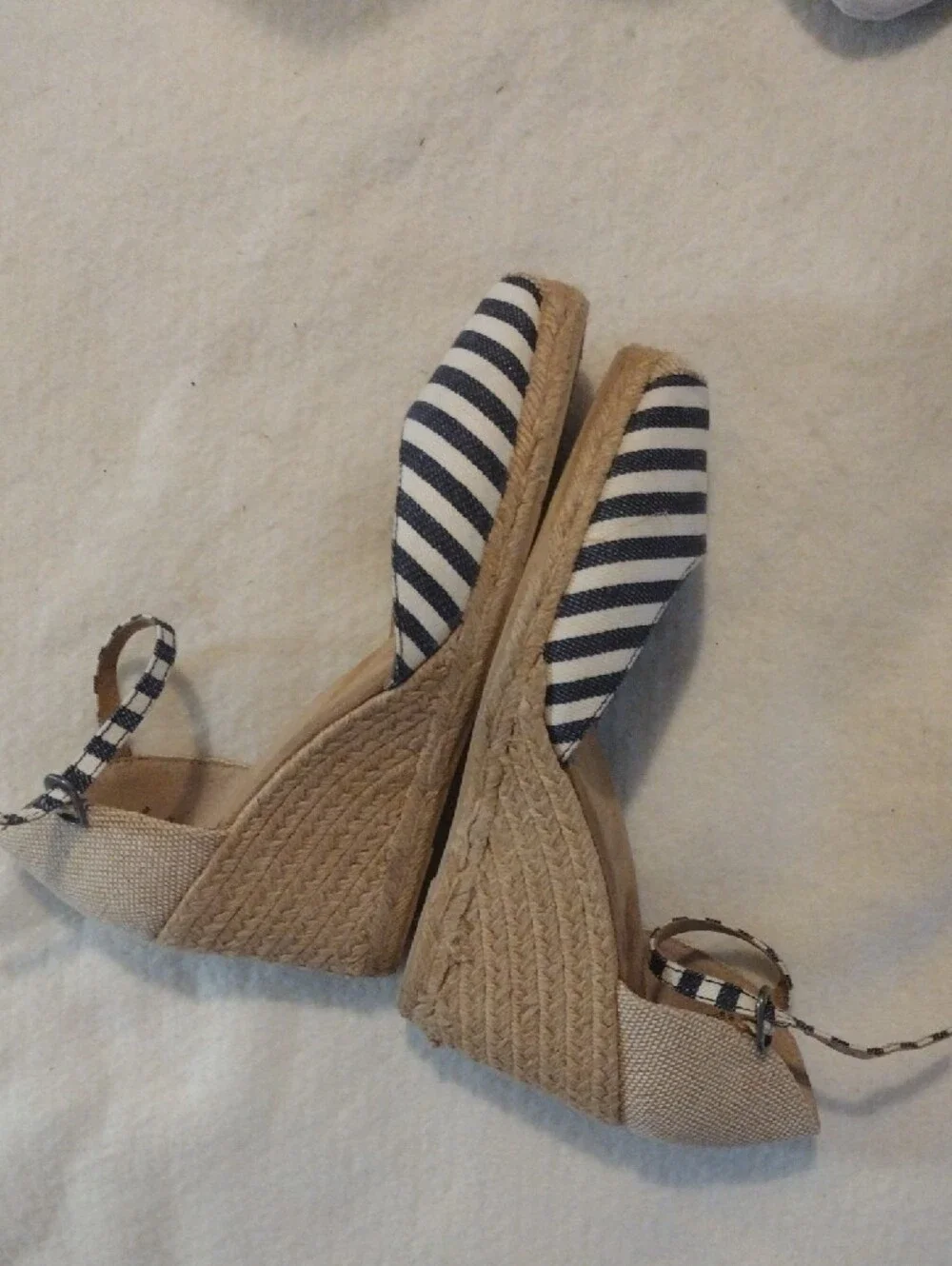 White Mountain Denim Navy and Beige Striped Espadrille Wedge Sandals Size 10